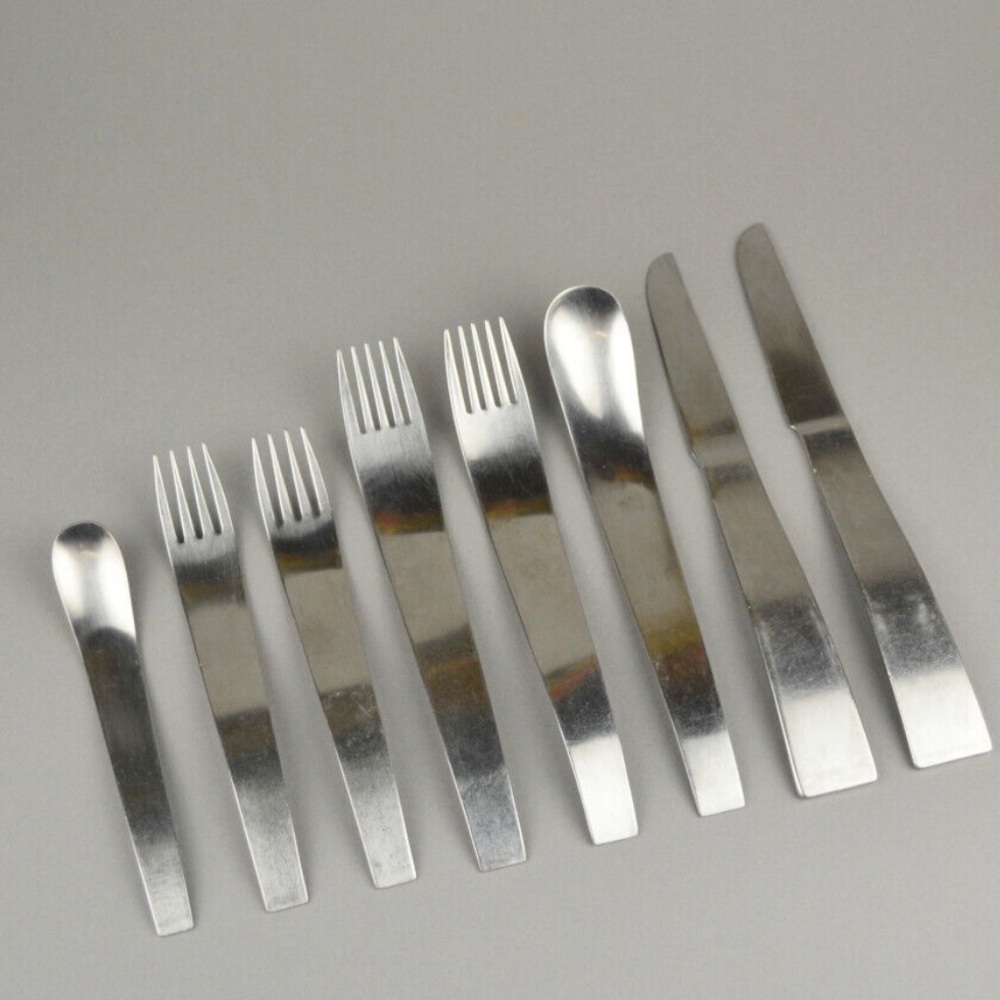 Mono Flatware Set - Picture 2 of 5